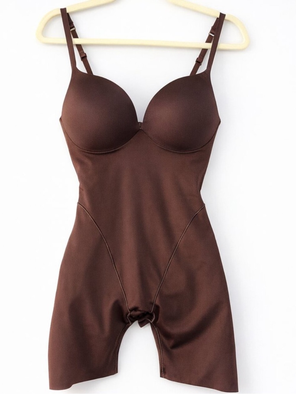 NWOT SKIMS Ultimate Body Push Up Butt Enhancing Bodysuit Cocoa, Medium